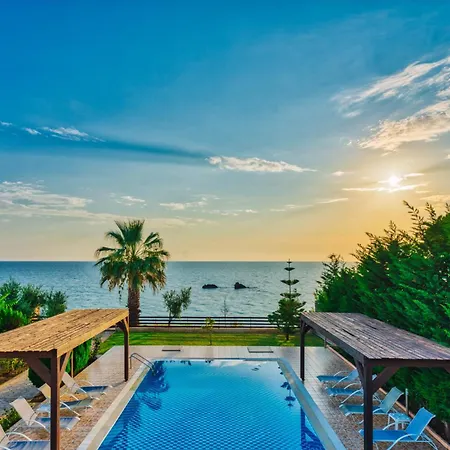 Sofia Villa Halikounas