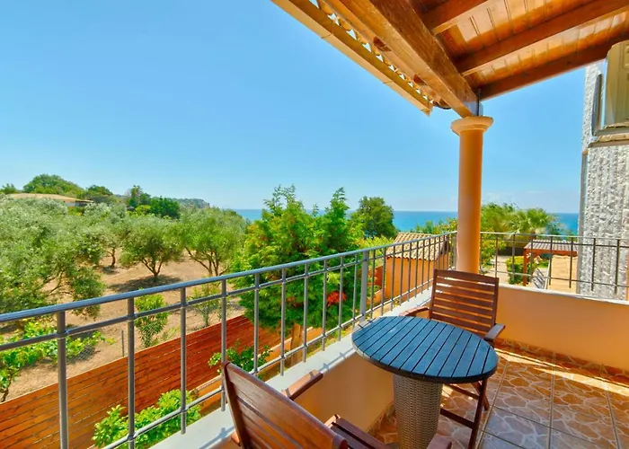 Sofia Villa Halikounas